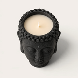 Vela artesanal THE IBIZA CANDLES con forma de cabeza de Buda en color negro brillante y acabado texturizado